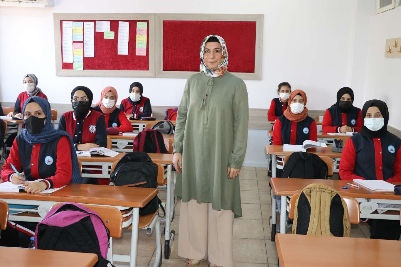 İmam hatip okulları başarılarıyla göz dolduruyor İmam hatip okulları başarılarıyla göz dolduruyor